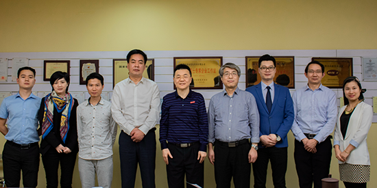 華中科技大學(xué)船海學(xué)院領(lǐng)導(dǎo)蒞臨亞泰光電參觀指導(dǎo)